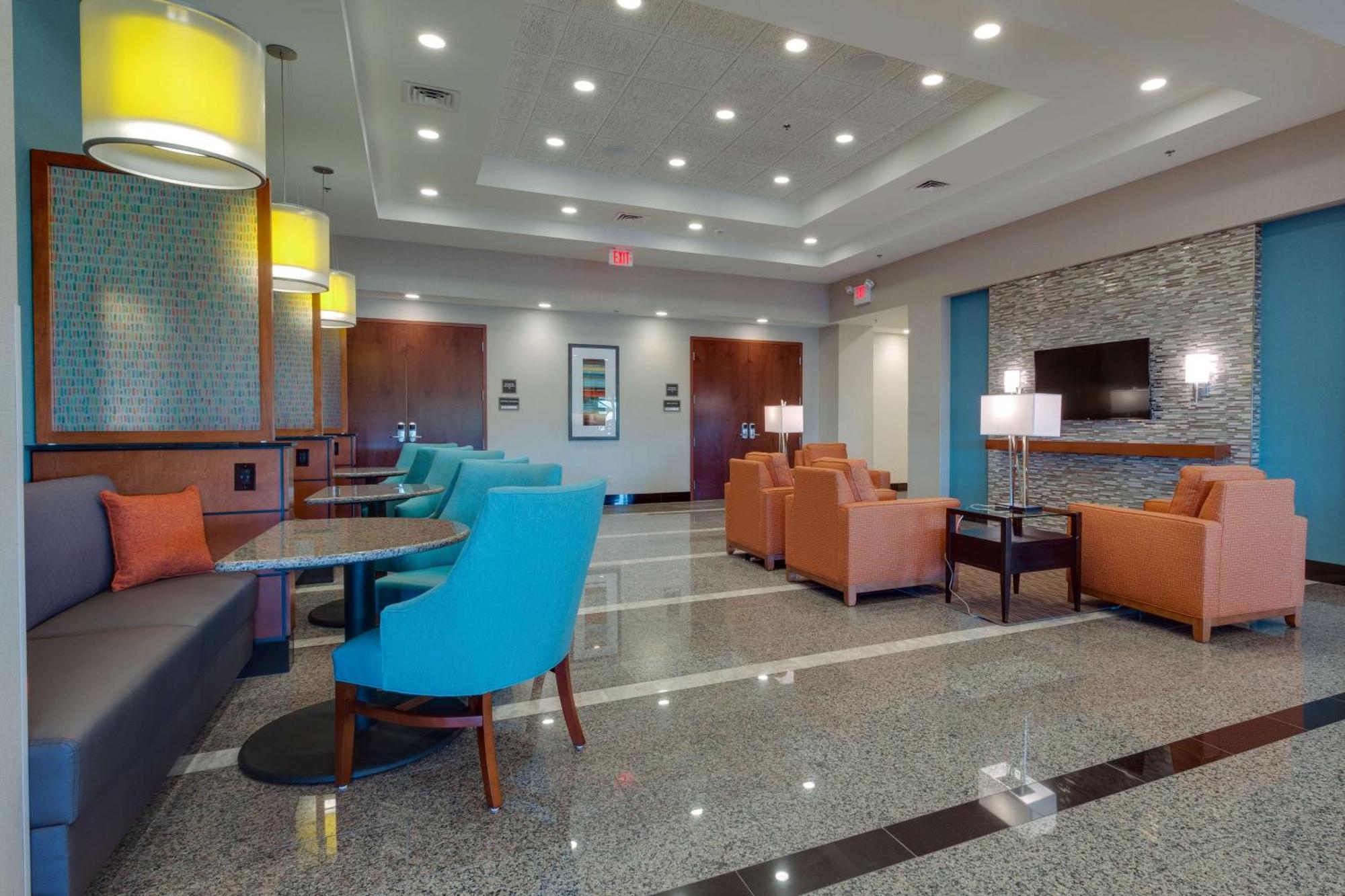 Drury Inn & Suites Gainesville Esterno foto