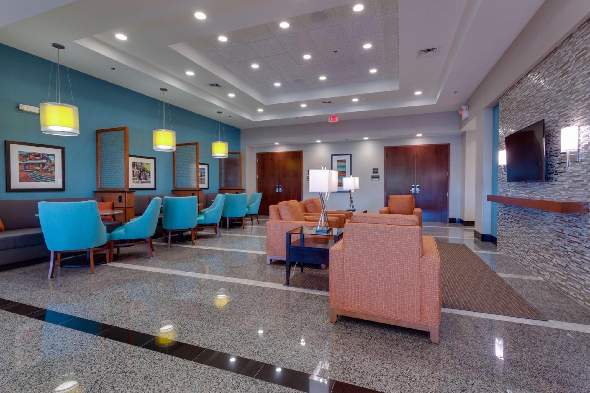 Drury Inn & Suites Gainesville Esterno foto